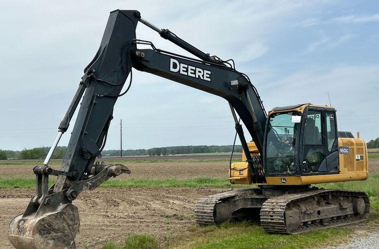 2013 John Deere 160G LC